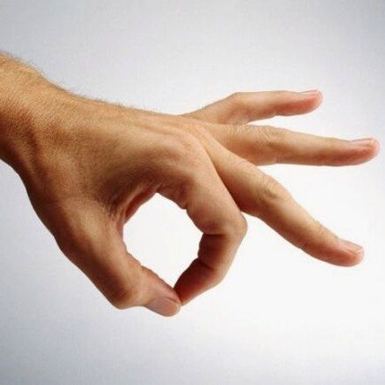 Jelqing é realizado com o polegar e o indicador.